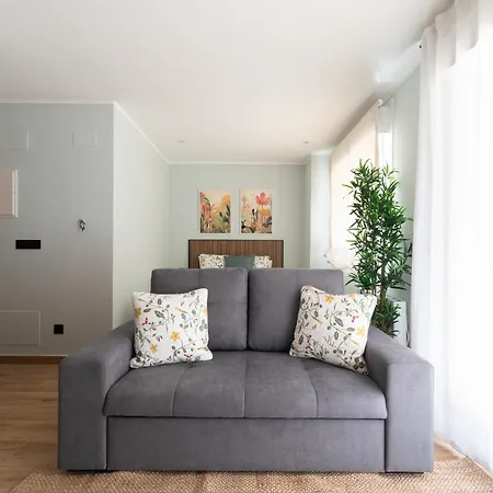 Deluxe By Roque Apartment